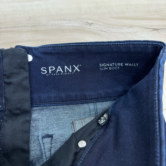 SPANX Signature Waist Hi-Waist Slim Boot Jean Sz 30 dark wash - Picture 4 of 6